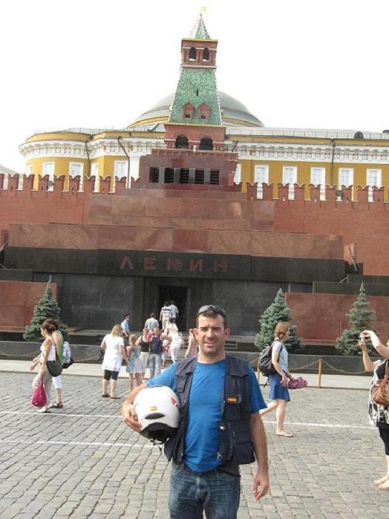 Topalante en el lado O de la Plaza Roja, ante el mausoleo de Vladimir I. Lenín.