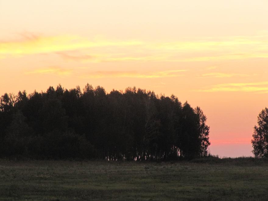 Al alba hacia Kansk, Rusia. Дорога в Канны, Россия.