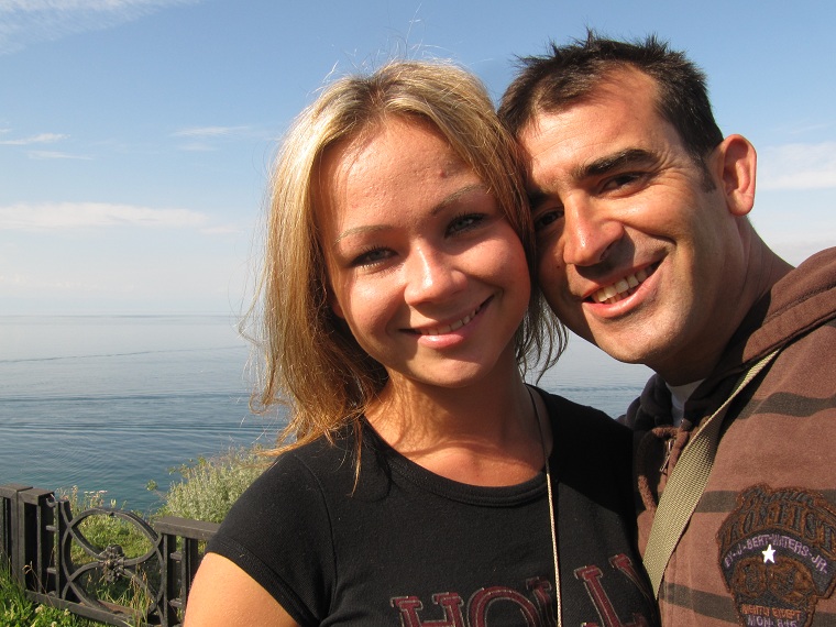 Julia: un ángel en Listvyanka, Irkutsk, Siberia, Rusia. Юлия: Ангела в поселке Листвянка, Иркутск, Сибирь, Россия.