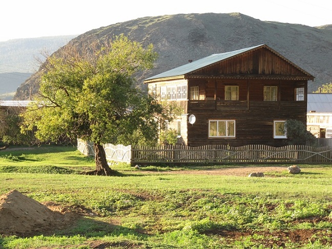 Camino de la isla de Olkhón./ Дорога на остров Ольхон.
