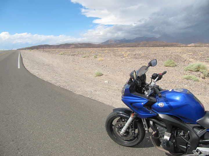 Folixa Astur en Death Valley-Valle de la Muerte-, CA, EEUU.