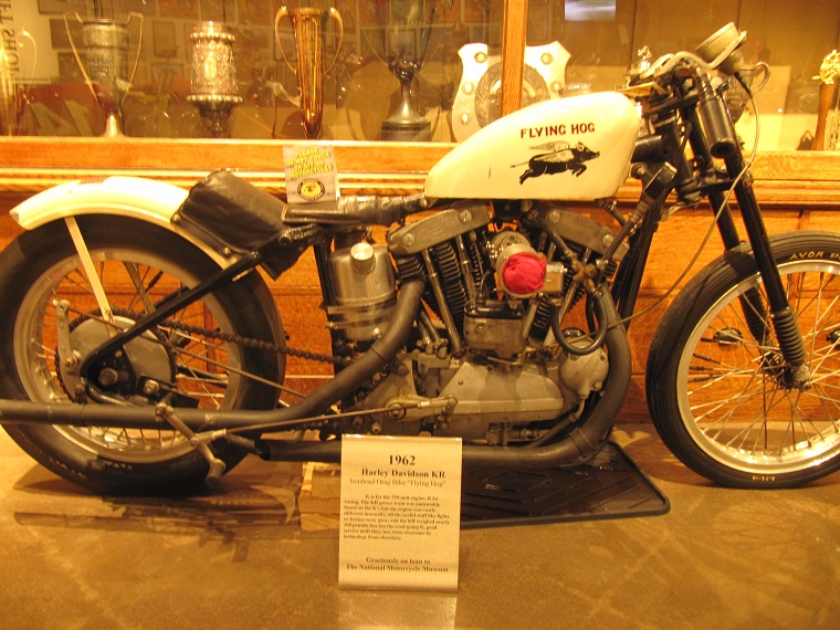 Harley Davidson KR Flying Hog de 1962. 