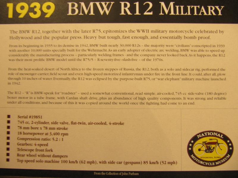 El presente texto en inglés se refiere a la motocicleta que se muestra en la siguiente fotografía.