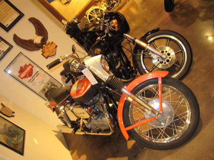 Harley Davidson Sportster XLH de 1968.