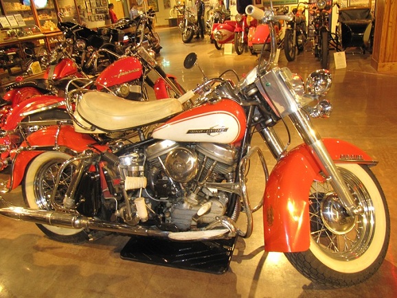 Harley Davidson Panhead de 1964.