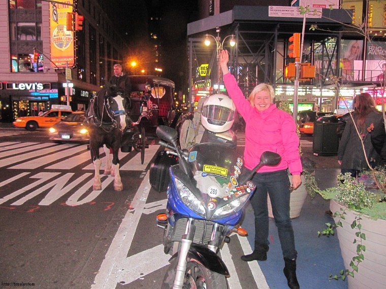 Folixa Astur y Milena Oda en Nueva York. 