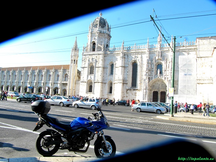 Folixa Astur en Lisboa, Portugal, en un viaje anterior.