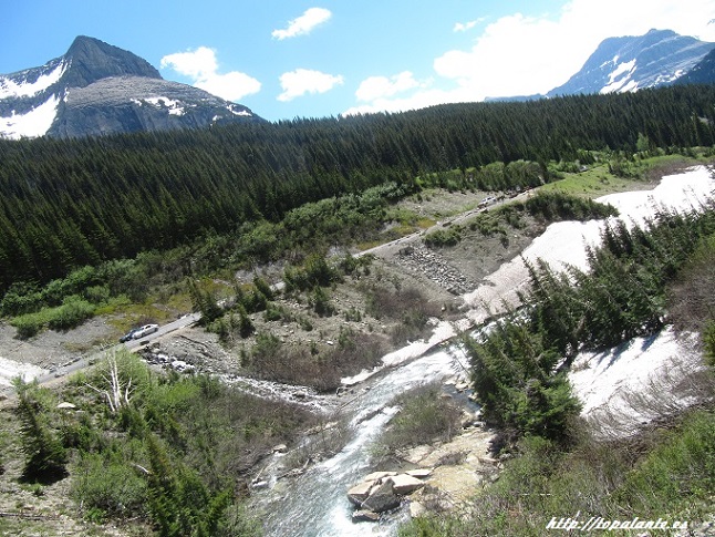  Carretera "Going to the Sun Road", Glacier National Park, MT, USA.