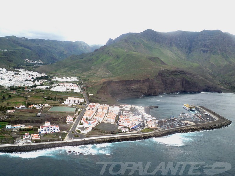 Vista aérea del Puerto de las Nieves (Agaete), Gran Canaria.