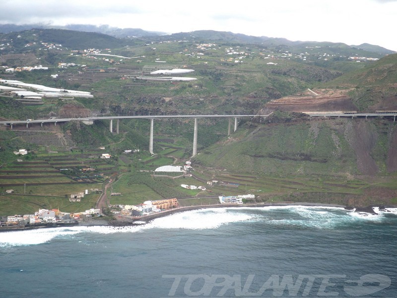 Vista aérea del puente de Silva (San Felipe), Gran Canaria.