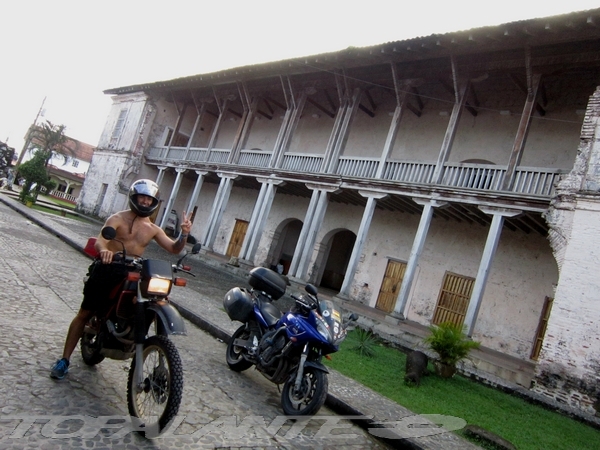 Folixa Astur en Panamá.