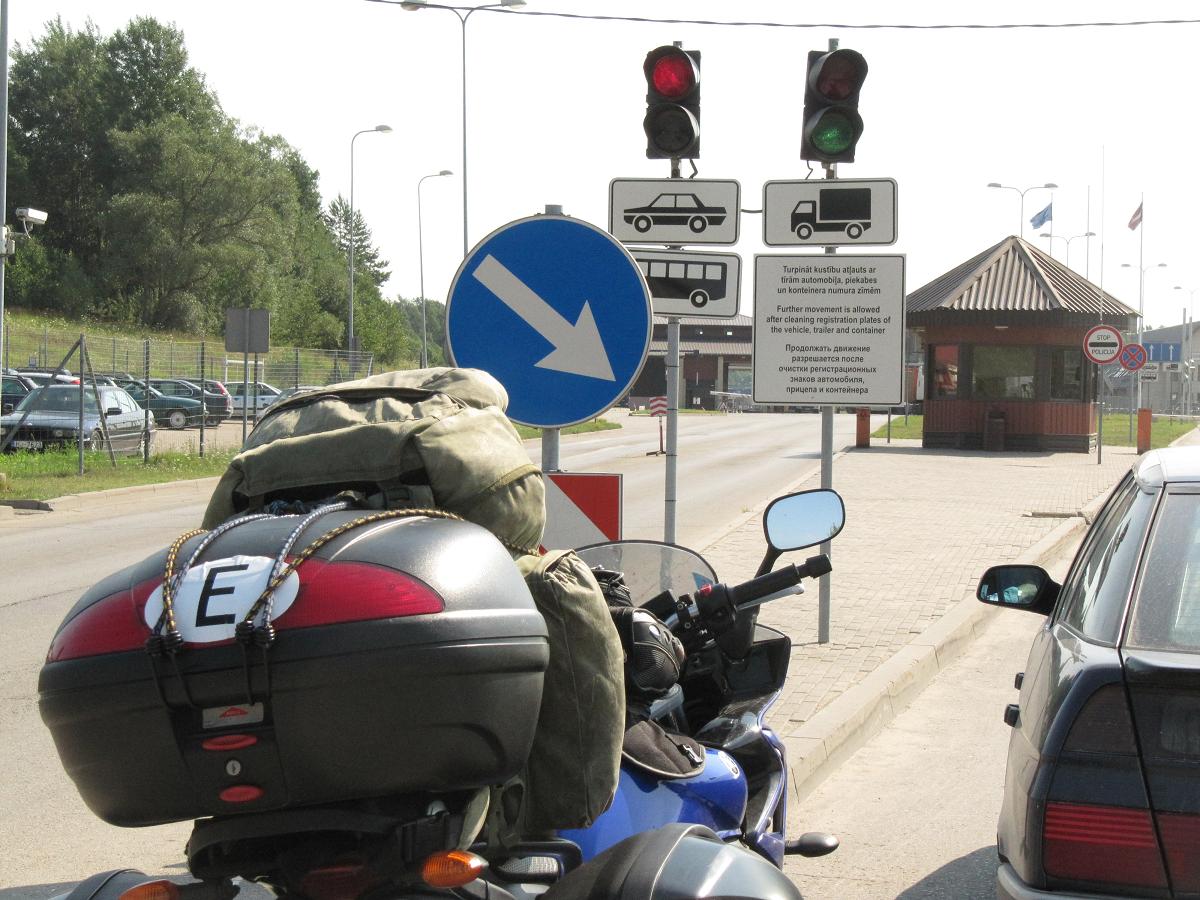 Folixa Astur en la frontera letona-rusa.