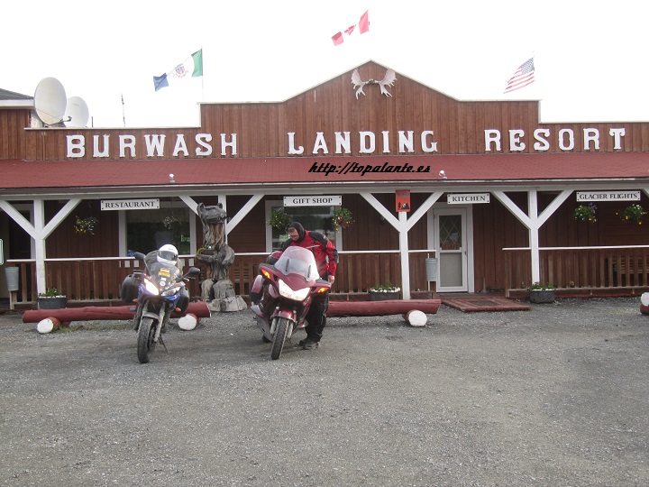 Folixa Astur en Burwash Landing, Yukon, Canada.