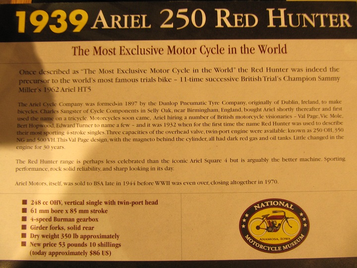 El presente texto en inglés se refiere a la motocicleta que se muestra en la siguiente fotografía. 