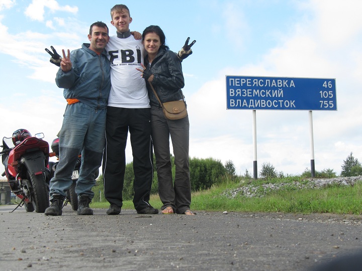 Topalante, Igor y Katia en Khabarovsk. Vladivostok a  775 kms, aprox.