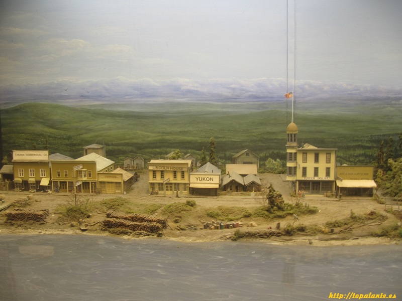 Recreación en maqueta de la época de los pioneros de Alaska en el Museo de Fairbanks, Alaska.
