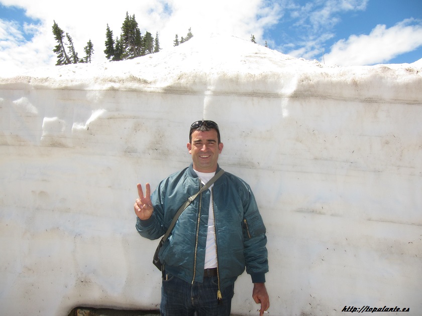 El autor en el Logan Pass, Glacier National Park, MT, USA.