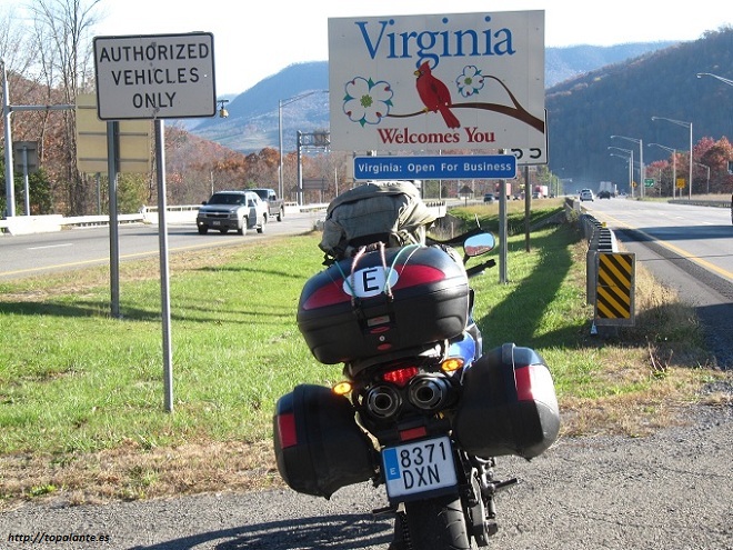 Folixa Astur en el límite entre el Estado de West Virginia y el Estado de Virginia.