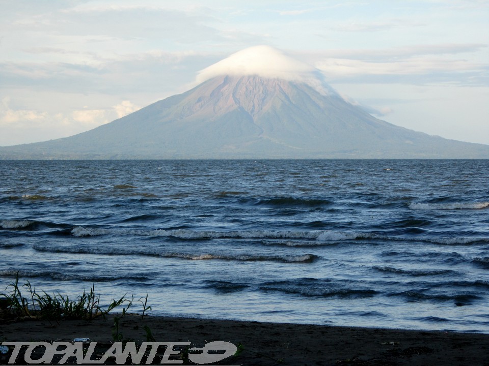 Volcán Concepción (isla de Ometepe), lago Cocibolca (Rivas), Nicaragua.